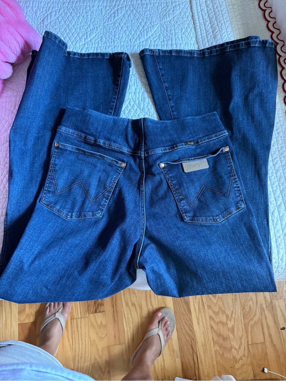 Wrangler Lainey Wilson High-Waist Dark Blue Flare Jeans for Women 34x34 - Picture 4 of 8